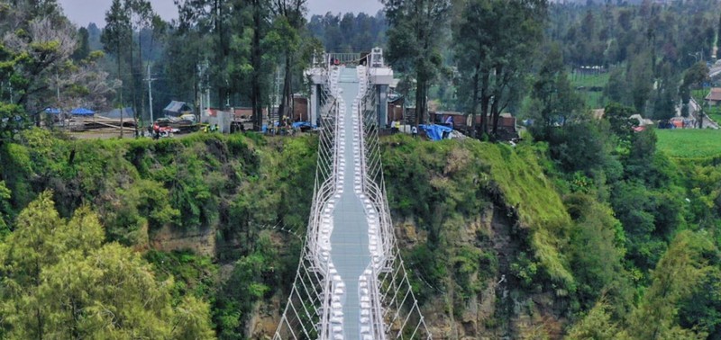 Jembatan Kaca Seruni Poin (Dok Kementerian PUPR) Jembatan Kaca Seruni Poin (Dok Kementerian PUPR)