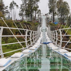 Wow! Ini Penampakan Cantiknya 'Jembatan Cinderella' di Bromo