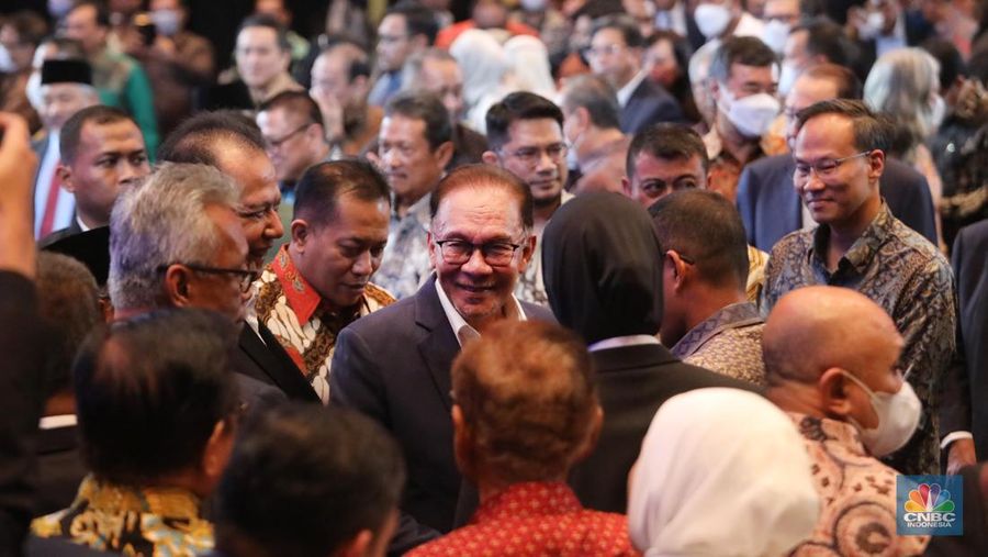 CT Corps Leadership Forum Bersama Perdana Menteri Malaysia YAB Dato' Seri Anwar Ibrahim, di Menara Bank Mega, Jakarta, Senin, 9/1/2023. (CNBC Indonesia/ Muhammad Sabki)