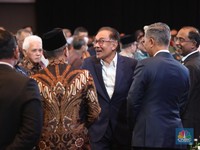 Kala Pidato Anwar Ibrahim Singgung Pesimisme & Demokrasi