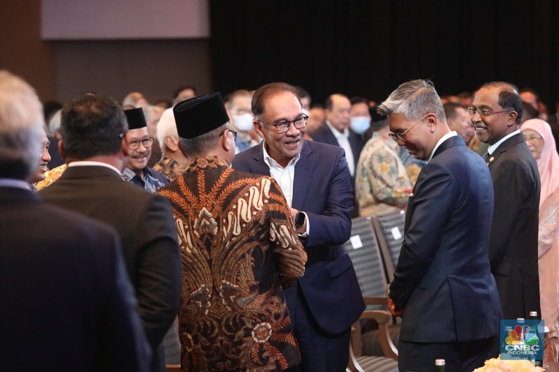 CT Corps Leadership Forum Bersama Perdana Menteri Malaysia YAB Dato' Seri Anwar Ibrahim, di Menara Bank Mega, Jakarta, Senin, 9/1/2023. (CNBC Indonesia/ Muhammad Sabki)