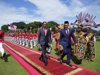 Jokowi dan Anwar Sepakat Perangi Diskiriminasi Kelapa Sawit!