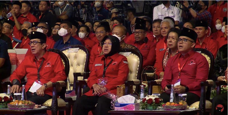 Acara puncak HUT ke-50 PDI Perjuangan, dihadiri Presiden Joko Widodo @jokowi, Presiden ke-5 RI sekaligus Ketua Umum Ibu Megawati Soekarnoputri, Wakil Presiden KH Ma’ruf Amin @kyai_marufamin dan para kader banteng dari seluruh Indonesia. (Instagram @puanmaharaniri)