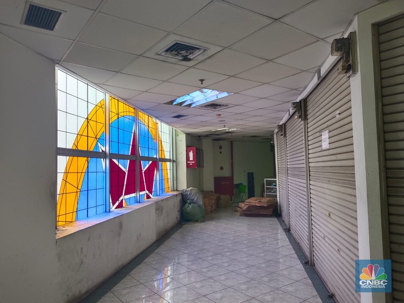 Mall Glodok City sepi pengunjung. Mall Glodok City sepi pengunjung. (CNBC Indonesia/Martyasari Rizky)