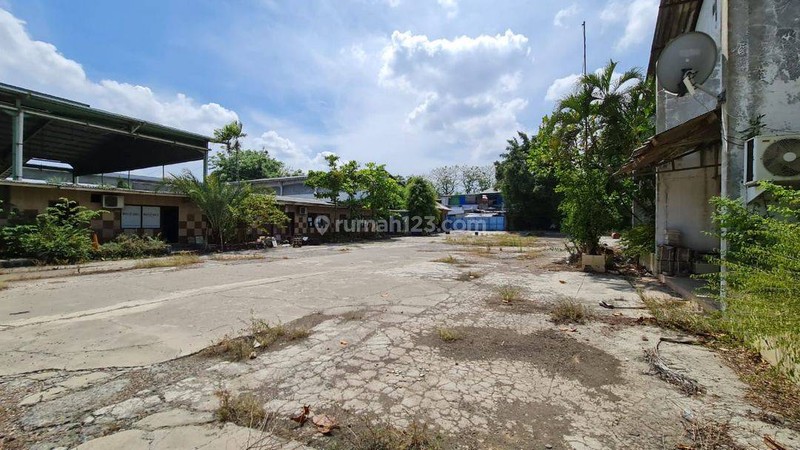 Sebuah pabrik Garmen di Rawa Buaya, Jakarta Barat, Dijual di toko online dengan harga 17M. (Dok. rumah123.com)