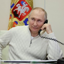 Bikin Kepo Nih! Misteri Kisah Cinta Vladimir Putin