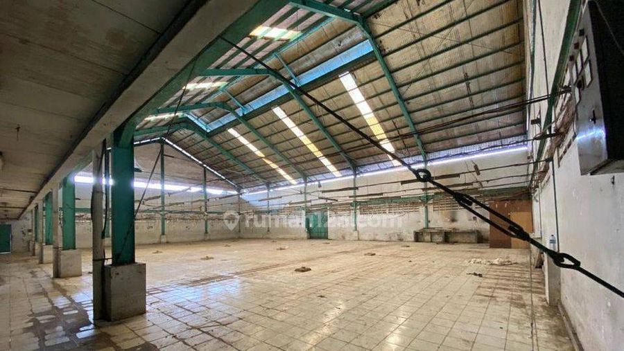 Sebuah pabrik Garmen di Rawa Buaya, Jakarta Barat, Dijual di toko online dengan harga 17M. (Dok. rumah123.com)