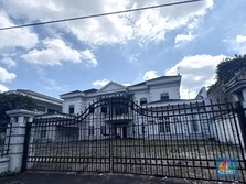 Orang Kaya Pondok Indah Cuek Rumah Bak Kuburan, Ini Sebabnya
