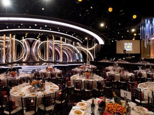 Video: Persiapan Golden Globe 2025, Red Carpet Telah Terbentang