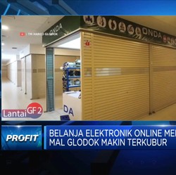 Mal Glodok Sepi Pengunjung Usai Direnovasi, Apa Sebabnya?