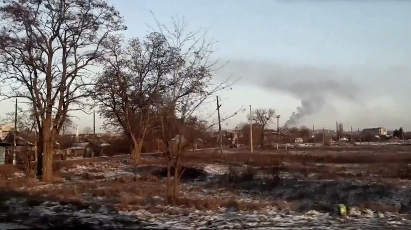 Pasukan Rusia dan Ukraina terlibat dalam pertempuran sengit pada hari Rabu (11/1/2023) di kota Soledar di Ukraina timur. (Video Reuters/Olena Harmash and Clodagh Kilcoyne)