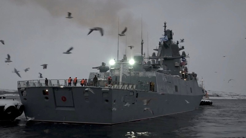 Sebuah kapal perang Rusia yang dipersenjatai rudal jelajah hipersonik telah menggelar latihan di area Laut Norwegia. (via REUTERS/RUSSIAN DEFENCE MINISTRY)