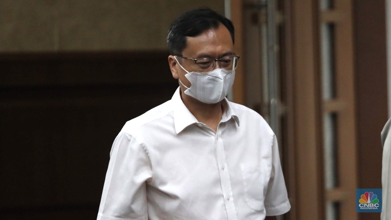 Direktur PT Hanson International Tbk Benny Tjokrosaputro saat menjalani sidang putusan kasus korupsi ASABRI di PN Pusat, Jakarta, Kamis, (12/1/2023). Direktur PT Hanson International Tbk Benny Tjokrosaputro saat menjalani sidang putusan kasus korupsi ASABRI di PN Pusat, Jakarta, Kamis, (12/1/2023). (CNBC Indonesia/ Muhammad Sabki)