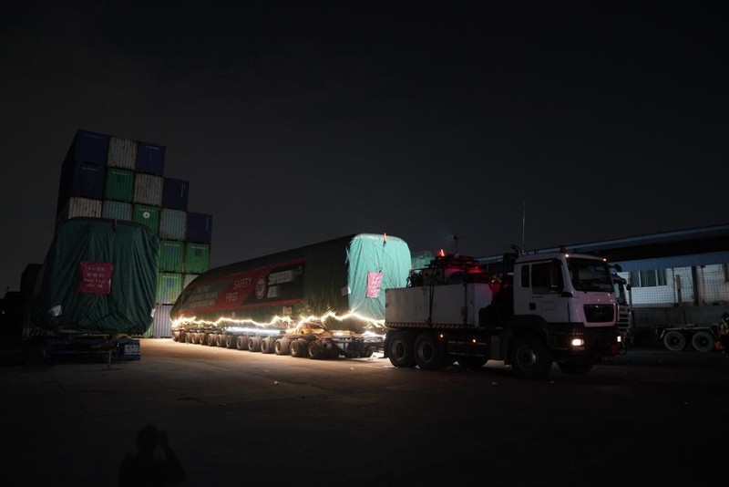 \Empat rangkaian EMU proyek KCJB telah tiba di Indonesia pada 25 Desember 2022 lalu. Saat ini rangkaian EMU tersebut sudah berada di PLB Cakung. (Dok. KCIC)