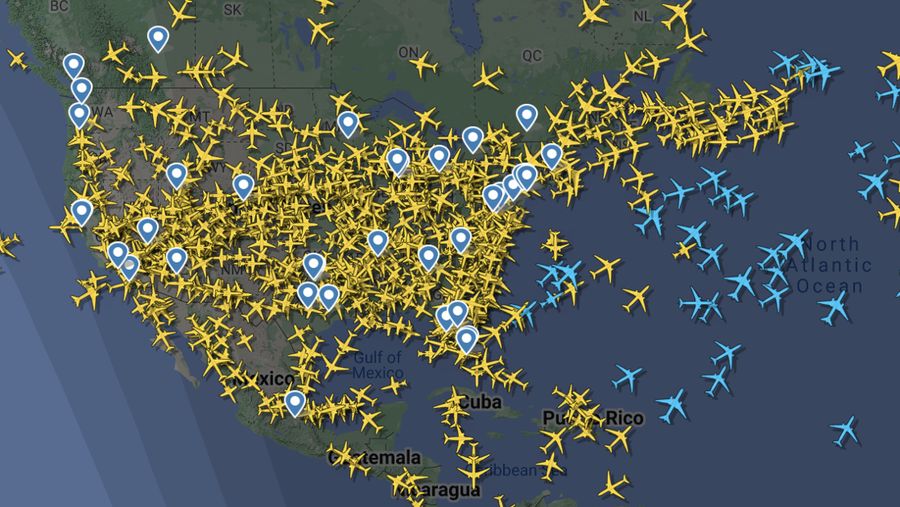 Pantauan dari sistem flightradar24 penerbangan domestik di seluruh wilayah Amerika Serikat (AS) terpaksa dihentikan Rabu (11/1/2023) pagi waktu setempat. (Tangkapan layar flightradar24)
