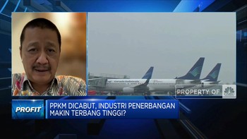PPKM Dicabut & Harga Tiket Turun, 2023 Maskapai Makin Cuan?