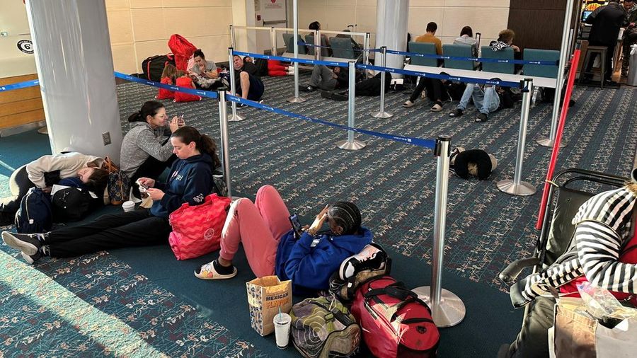 Pantauan dari sistem flightradar24 penerbangan domestik di seluruh wilayah Amerika Serikat (AS) terpaksa dihentikan Rabu (11/1/2023) pagi waktu setempat. (Tangkapan layar flightradar24)