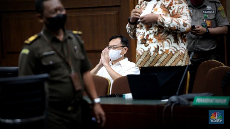 Terdakwa Benny Tjokrosaputro saat menjalani sidang Vonis di Pengadilan Tipikor, Jakarta, Kamis (12/1/2023). (CNBC Indonesia/Muhammad Sabki)