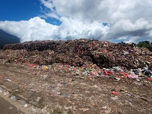 Investor China Tertarik Kelola Sampah di TPA Butus Karangasem