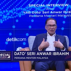Belajar Leadership 'Pakai Hati' ala Anwar Ibrahim