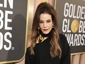 Lisa Marie Presley Mengawetkan Jasad Putranya di Rumah Selama 2 Bulan
