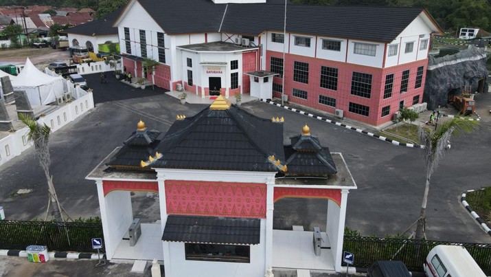 PT Bukit Asam Tbk PT Bukit Asam Tbk