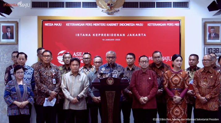 Penyampaian ketua Himpunan Bank-Bank Negara (Himbara) dalam Keterangan Pers Ketua Dewan Komisioner OJK, Kantor Presiden, (16/1/2023). Penyampaian ketua Himpunan Bank-Bank Negara (Himbara) dalam Keterangan Pers Ketua Dewan Komisioner OJK, Kantor Presiden, (16/1/2023). (Tangkapan Layar Youtube Sekretariat Presiden)