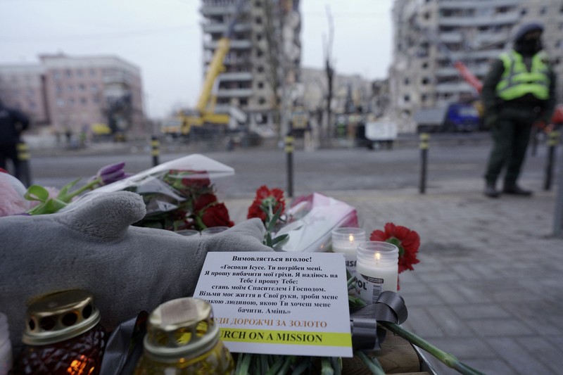 1456795838 DNIPRO, UKRAINE - JANUARY 15: Rescuers search people trapped under the rubble of a high-rise residential building hit by a missile on January 15, 2023 in Dnipro, Ukraine. On January 14, Russia launched a new massive attack on Ukrainian cities. In Dnipro, one of the Х-22 cruise missiles hit a nine-story residential building, completely destroying one of the sections from top to bottom floors. The number of dead has increased to 29 people, with rescue work continuing. More than 40 residents of the building are still being searched. (Photo by Yurii Stefanyak/Global Images Ukraine via Getty Images)