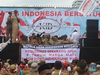 Ribuan Kades Geruduk DPR Tuntut Perpanjangan Masa Jabatan