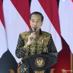 Jokowi Ingatkan Kepala Daerah: Hati-hati di Situasi Sekarang!