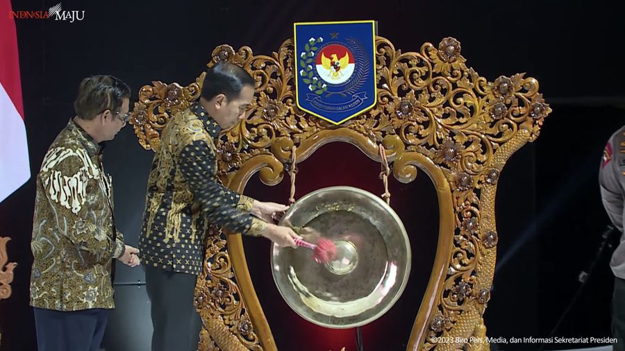 Presiden Jokowi Resmikan Pembukaan Rakornas Kepala Daerah dan Forum Komunikasi Pimpinan Daerah se-Indonesia Tahun 2023, SICC Sentul, Kabupaten Bogor, 17 Januari 2023. (Tangkapan Layar Youtube Sekretariat Presiden)