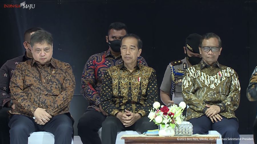 Presiden Jokowi Resmikan Pembukaan Rakornas Kepala Daerah dan Forum Komunikasi Pimpinan Daerah se-Indonesia Tahun 2023, SICC Sentul, Kabupaten Bogor, 17 Januari 2023. (Tangkapan Layar Youtube Sekretariat Presiden)