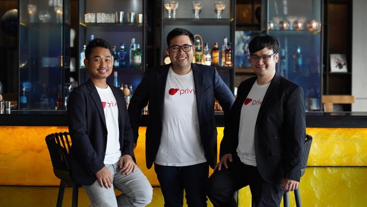 Privy memantapkan langkah ekspansi bisnis ke Australia, yang merupakan pasar penting dalam strategi global perusahaan. Dalam langkah ini, Pivy akan menggali penerapan solusi identitas digital dan tanda tangan digital di negara tersebut. Privy memantapkan langkah ekspansi bisnis ke Australia, yang merupakan pasar penting dalam strategi global perusahaan. Dalam langkah ini, Pivy akan menggali penerapan solusi identitas digital dan tanda tangan digital di negara tersebut.