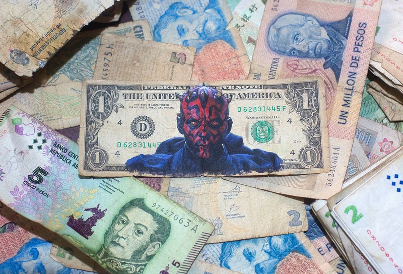 ARGENTINA-ART/INFLATION Artist Sergio Diaz intervenes Argentine pesos bills with characters of the movie