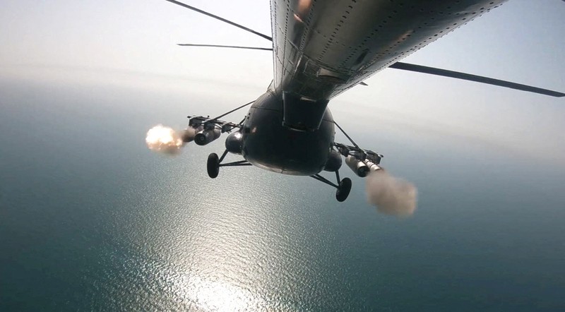 IRAN-MILITARY/ A missile is launched during an exercise of the Islamic Revolution Guards Corps (IRGC) navy in the south of Iran, in this picture obtained on January 17, 2023. IRGC/WANA (West Asia News Agency)/Handout via REUTERS ATTENTION EDITORS - THIS PICTURE WAS PROVIDED BY A THIRD PARTY