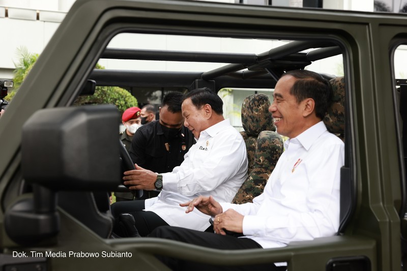 Presiden RI Joko Widodo bersama Menteri Pertahanan Prabowo Subianto telah resmi memberikan nama 