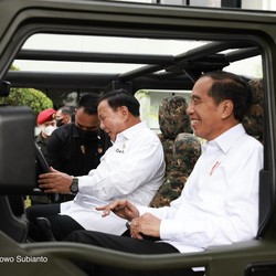 Seberapa Canggih Sih Maung Pindad Tunggangan Jokowi-Prabowo?