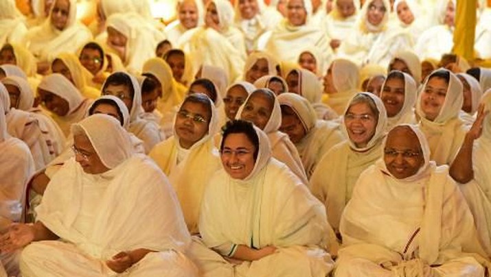 Nuns from the Jain community attend the ongoing Sparsh Mahotsav festival in Ahmedabad on January 16, 2023. (Photo by SAM PANTHAKY / AFP)
