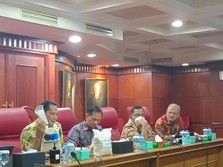 Usai Disentil Jokowi, Buwas Kumpulkan Pedagang Beras
