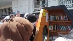 Video POV Ikutan Bacotin Buku Sejarah Bareng Bookhive