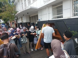 Video: Duh! Buku-buku Perpustakaan Gratis Bookhive Pernah Hilang Dicuri