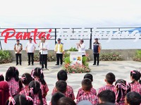 Jokowi 'Sulap' Pantai Malalayang & Bunaken, Telan Dana Rp96 M