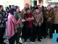 Sri Mulyani Kasih Rp476 T ke Risma, Titip Jangan Ada Korupsi!