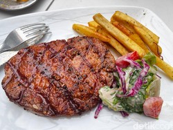10 Kuliner Enak di Galaxy Bekasi, Ada Steak hingga Fried Chicken Arab 10 Kuliner Enak di Galaxy Bekasi, Ada Steak hingga Fried Chicken Arab