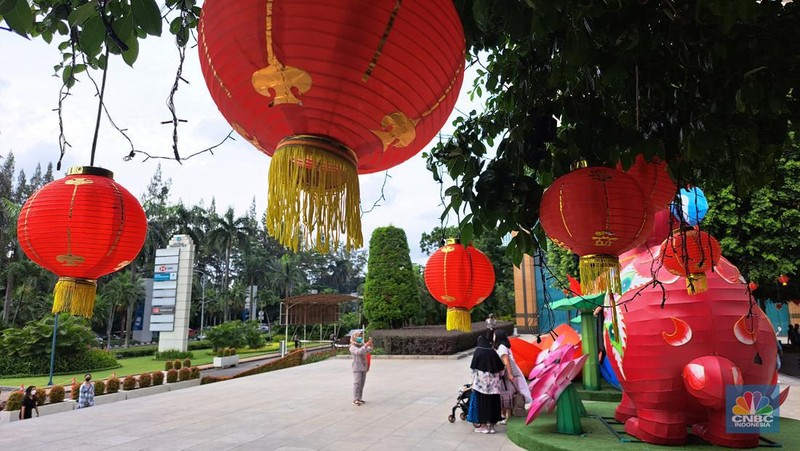 Suasana Mall Ibukota sambut Imlek (CNBC Indonesia/Muhammad Sabki)