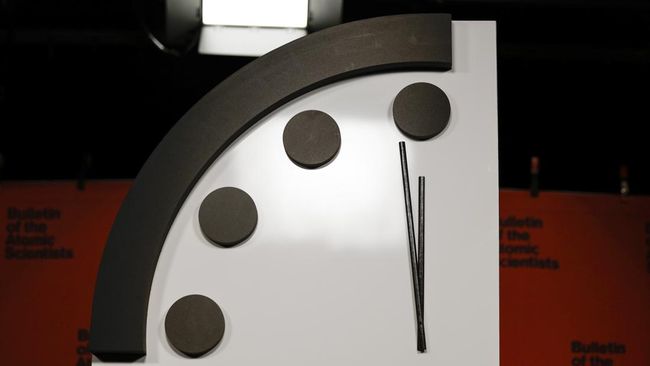 Jam Kiamat 89 Detik Menuju Tengah Malam, Bumi di Ambang Kehancuran