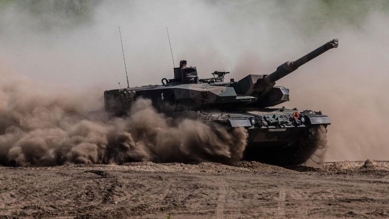 Tank Challenger 2 Inggris. (Getty Images/Finnbarr Webster)