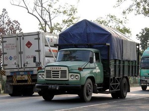 Ini Alasan Truk Bermoncong Nyaris Punah di Indonesia