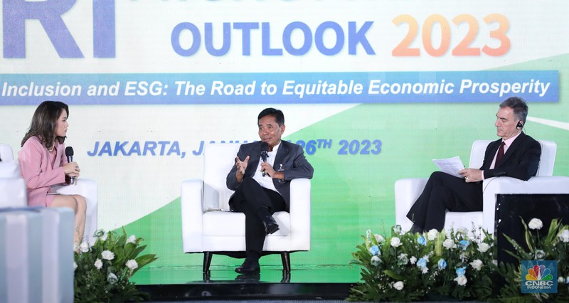 Direktur Utama PT. Bank Rakyat Indonesia (Persero) Tbk Sunarso dalam acara BRI Microfinance Outlook 2023, dengan tema Financial Inclusion and ESG: The Road to Equitable and Economic Prosperity di Gedung BRI, Jakarta, Kamis (26/1/2023). (CNBC Indonesia/Muhammad Sabki)