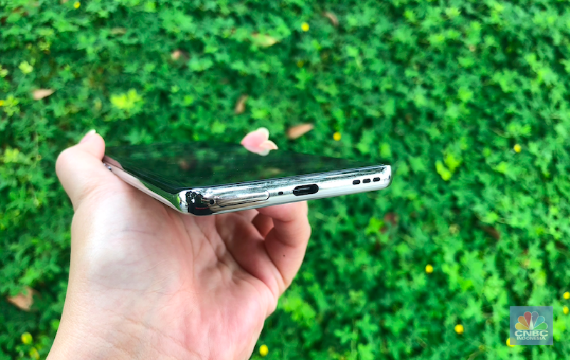 Oppo Reno 8T 5G dan 4G di Indonesia